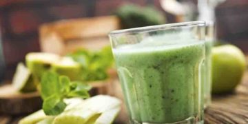 Desintoxica tu organismo al mismo tiempo que lo nutres