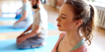 postura adecuada para meditar